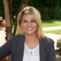 Kelli Saunders